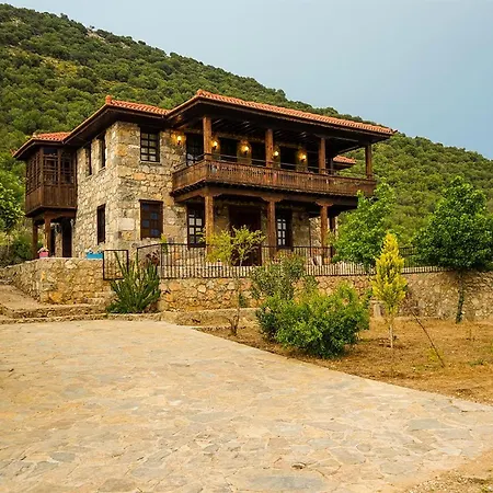 Fethiye Kayakoyde 4+1 Havuzu Korunakli, Genis Bahceli Luks فيلة